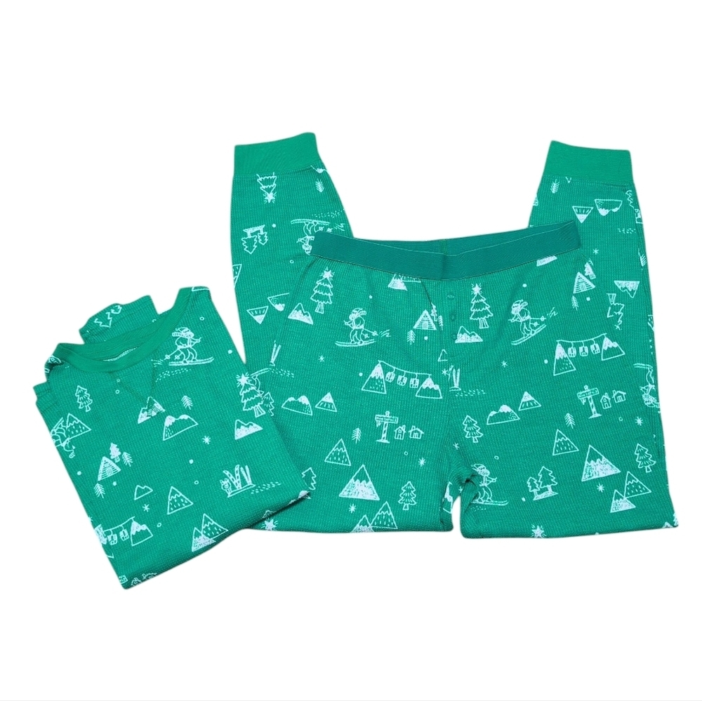 Christmas‎ Pajamas Wondershop Target Green PJ Set Tree Santa Snow Kids Size 14